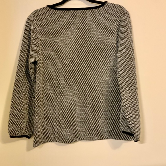 Woman’s Black & White, 3/4 Length Sleeved Sweater - Picture 2 of 6